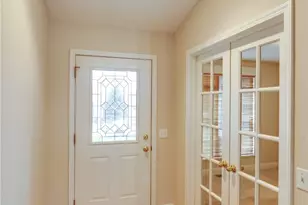 4046 Lindbergh Ave NW, Canton, OH 44718 - Photo 3