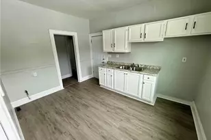 9215 Yale Ave, Loveland, OH 44108 - Photo 7