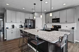 157 Kensington Wy, Elyria, OH 44035 - Photo 19