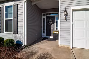 157 Kensington Wy, Elyria, OH 44035 - Photo 5