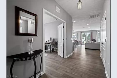 157 Kensington Way, Elyria, OH 44035 - Photo 7