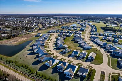 157 Kensington Way, Elyria, OH 44035 - Photo 35