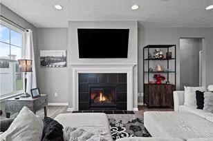 157 Kensington Wy, Elyria, OH 44035 - Photo 13