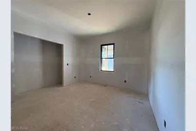 111 Crimson Circle, Dover, OH 44622 - Photo 9