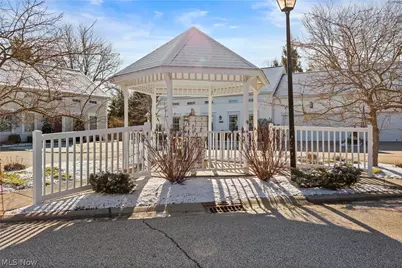 10248 Brighton Circle, Twinsburg, OH 44087 - Photo 3