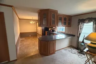 8909 Falcon Dr, Streetsboro, OH 44241 - Photo 7