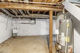 9610 Edmunds Ave, Loveland, OH 44106 - Photo 15