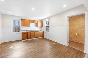 9610 Edmunds Ave, Loveland, OH 44106 - Photo 7