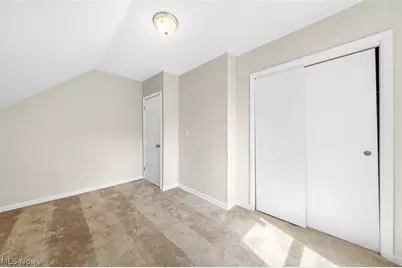 9610 Edmunds Avenue, Loveland, OH 44106 - Photo 23