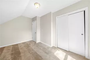 9610 Edmunds Ave, Loveland, OH 44106 - Photo 23