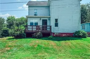 122 3rd St, Powhatan Point, OH 43942 - Photo 5