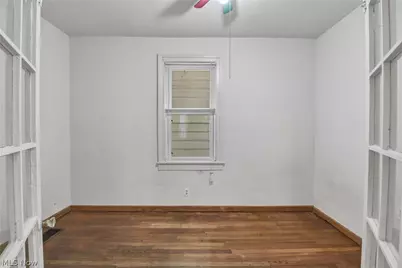 2815 Monroe Avenue, Loveland, OH 44113 - Photo 11