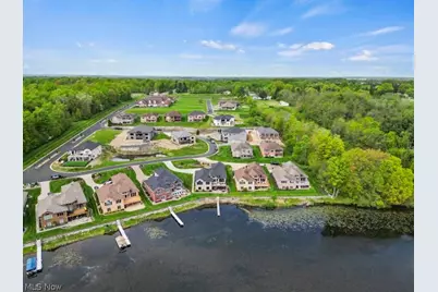 1004 Waters Edge Drive, Columbiana, OH 44408 - Photo 35