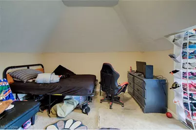 319 W Oxford Street, Alliance, OH 44601 - Photo 17