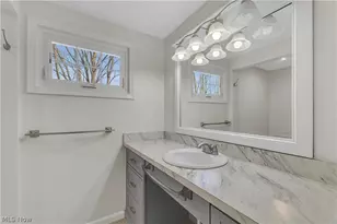 26928 Fairfax Ln, North Olmsted, OH 44070 - Photo 15