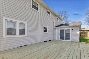 26928 Fairfax Ln, North Olmsted, OH 44070 - Photo 9