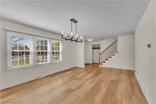 26928 Fairfax Ln, North Olmsted, OH 44070 - Photo 25