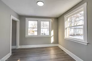 561 Melrose St, Akron, OH 44305 - Photo 11