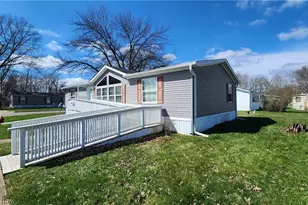 345 Sea Gull Ln, New Philadelphia, OH 44663 - Photo 3