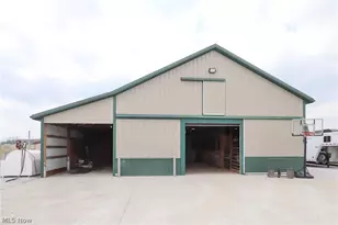 1153 E Pleasant Home Rd, Creston, OH 44691 - Photo 3