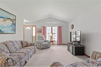 1450 Cove Street NW, Uniontown, OH 44685 - Photo 5