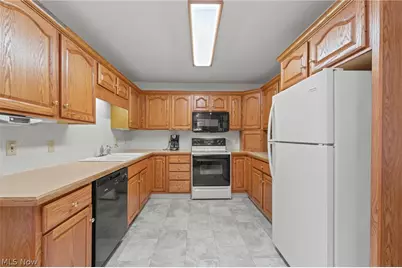 1450 Cove Street NW, Uniontown, OH 44685 - Photo 17