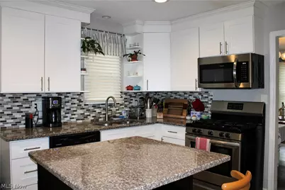 1936 Revere Road, Cleveland Heights, OH 44118 - Photo 5