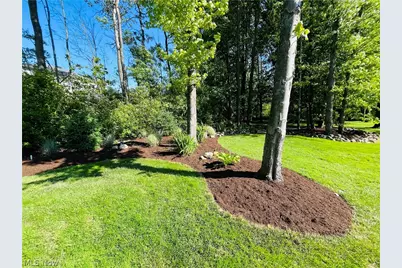 675 Bridle Court, Geneva, OH 44041 - Photo 11