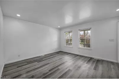 10870 Mount Overlook Avenue, Loveland, OH 44104 - Photo 7