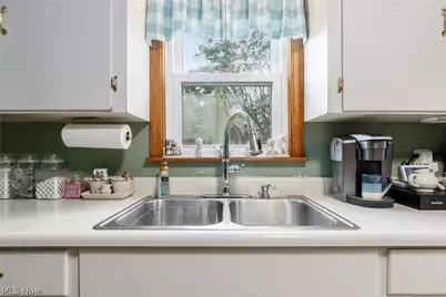 1852 Euclid Avenue, Zanesville, OH 43701 - Photo 11