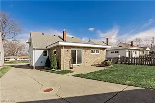 30104 Warren Rd, Wickliffe, OH 44092 - Photo 45