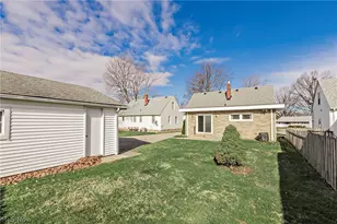 30104 Warren Rd, Wickliffe, OH 44092 - Photo 43