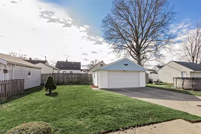 30104 Warren Road, Wickliffe, OH 44092 - Photo 41