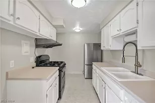 12900 Lake Ave, Oakwood, OH 44107 - Photo 11