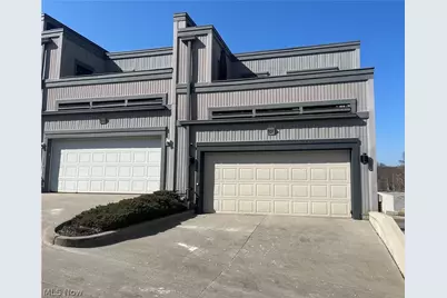 121 N Howard Street, Akron, OH 44308 - Photo 29