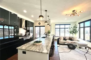 121 N Howard St, Akron, OH 44308 - Photo 5