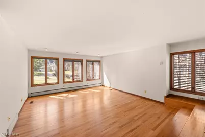 340 Edgemeer Place, Oberlin, OH 44074 - Photo 9