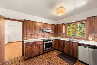 340 Edgemeer Place, Oberlin, OH 44074 - Photo 17