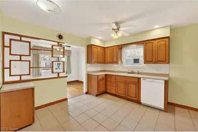 6010 Virginia Avenue, Parma, OH 44130 - Photo 9