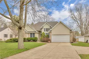 1023 Gulf Rd, Elyria, OH 44035 - Photo 35