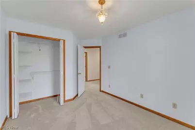 1023 Gulf Road, Elyria, OH 44035 - Photo 17