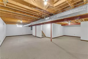 1023 Gulf Rd, Elyria, OH 44035 - Photo 25