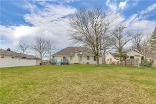 1023 Gulf Rd, Elyria, OH 44035 - Photo 33