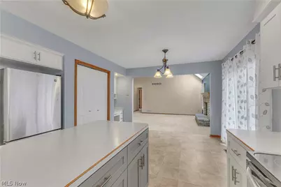 1023 Gulf Road, Elyria, OH 44035 - Photo 11