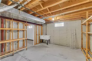 1023 Gulf Rd, Elyria, OH 44035 - Photo 29