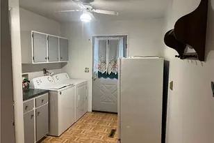 231 N 7th St, Byesville, OH 43723 - Photo 13