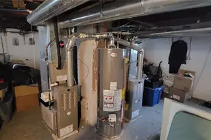 3568 W 67th St, Loveland, OH 44102 - Photo 7