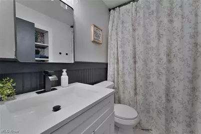 261 Sexton Street, Struthers, OH 44471 - Photo 9