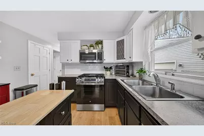 425 N Broadway Street, Medina, OH 44256 - Photo 13