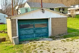 54290 Pipe Creek Rd, Jacobsburg, OH 43933 - Photo 15